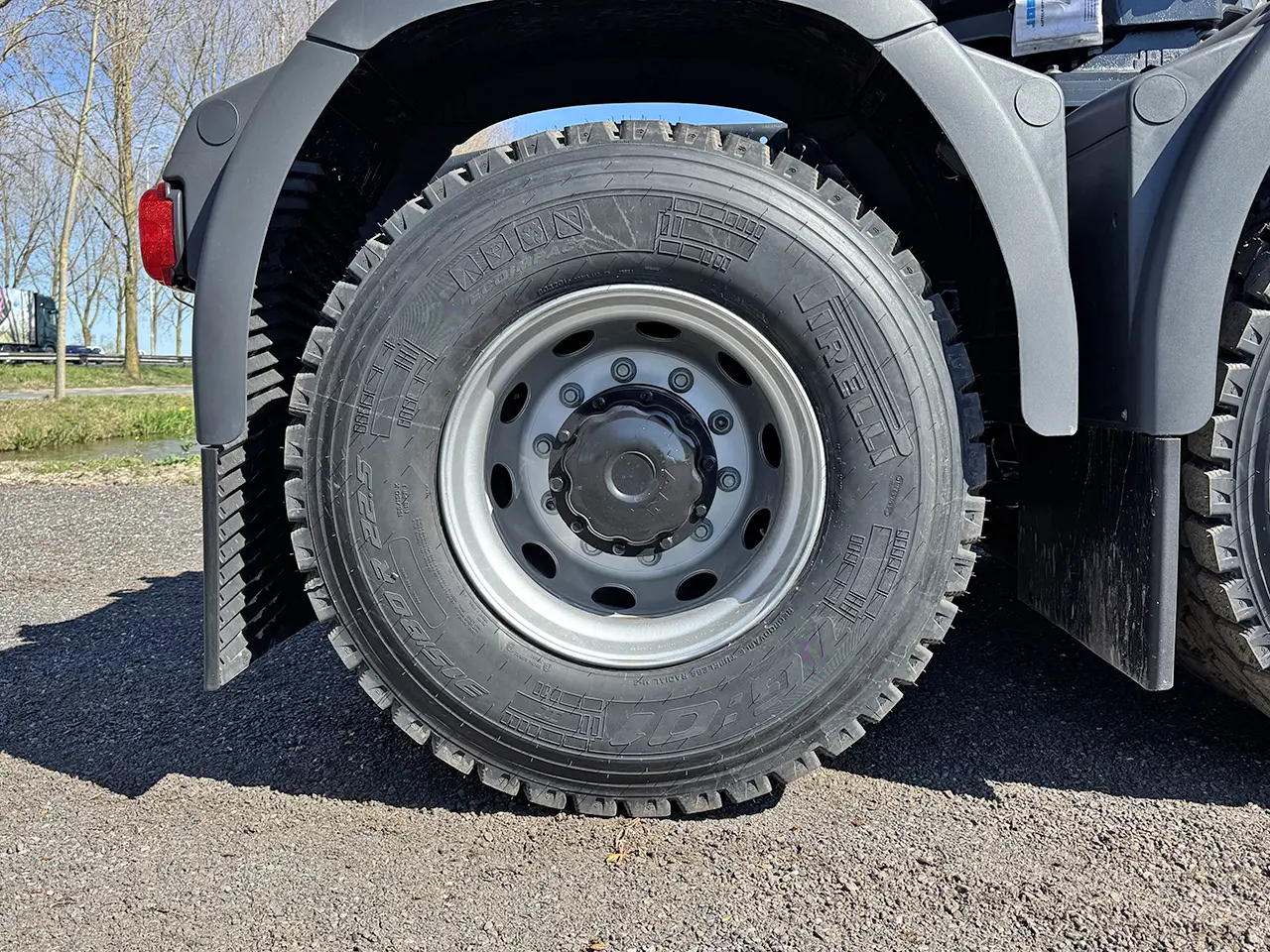 MAN TGS 33.480 BB SA Tractor Head 6x4 15