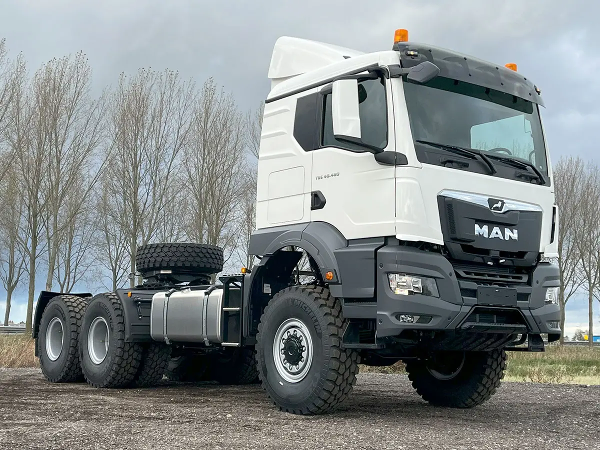 MAN TGS 40.480 BB SA Tractor Head 6x6 4