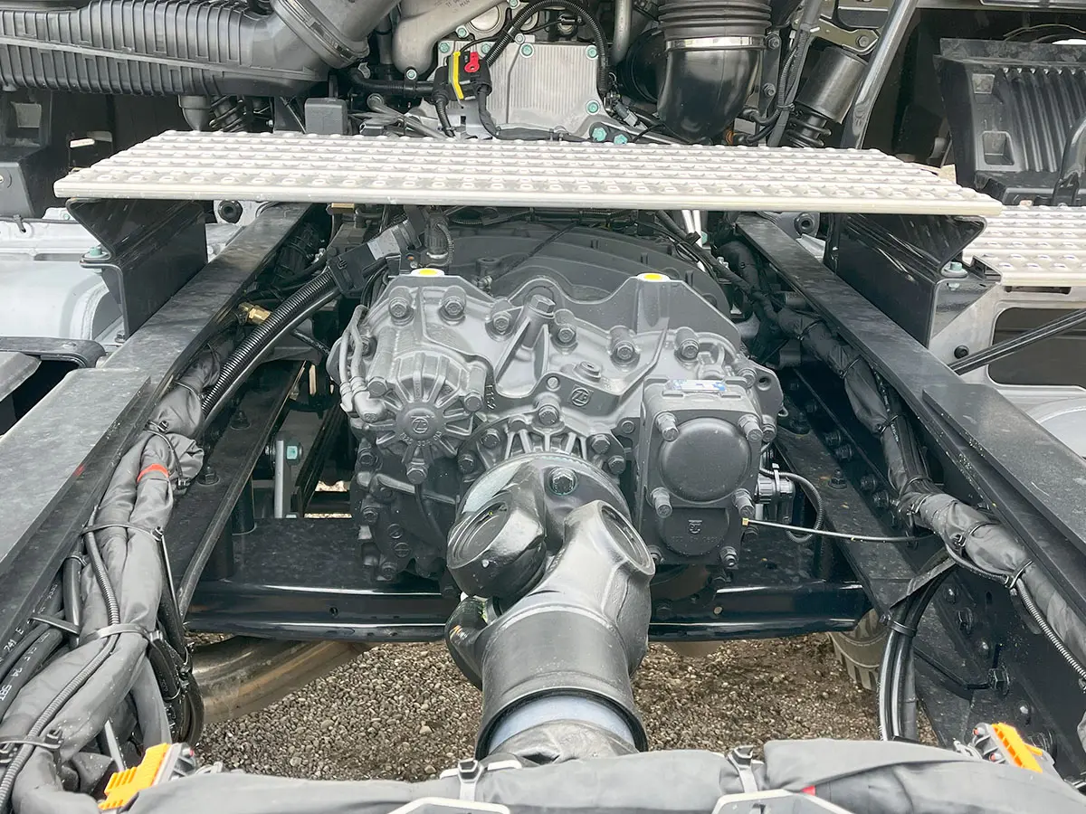 MAN TGS 40.480 BB SA 6x6 Tractor Head 14