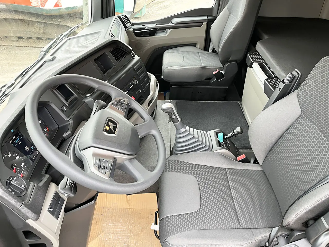 MAN TGS 40.480 BB SA 6x6 Tractor Head 7