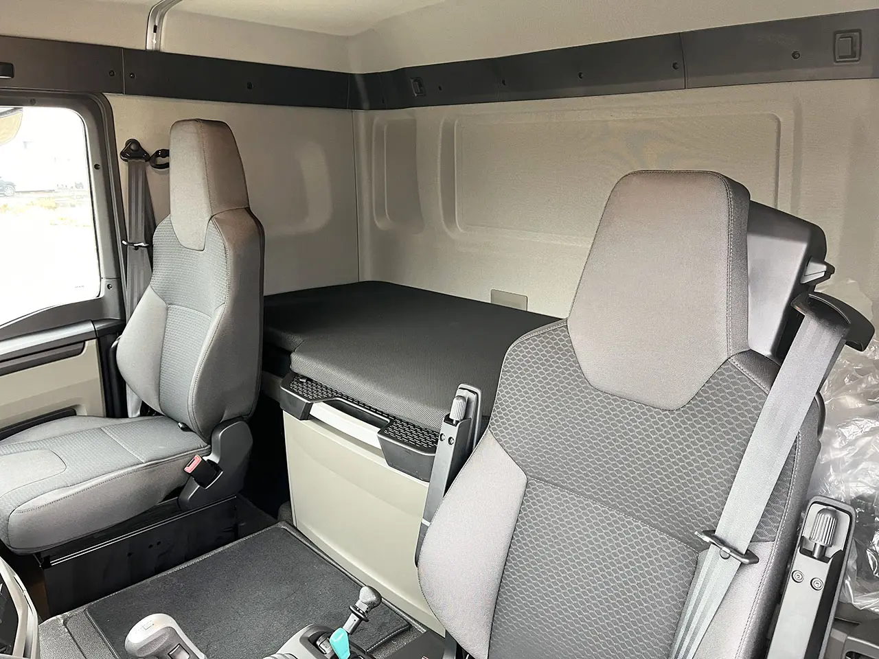 MAN TGS 40.480 BB SA 6x6 Tractor Head 10