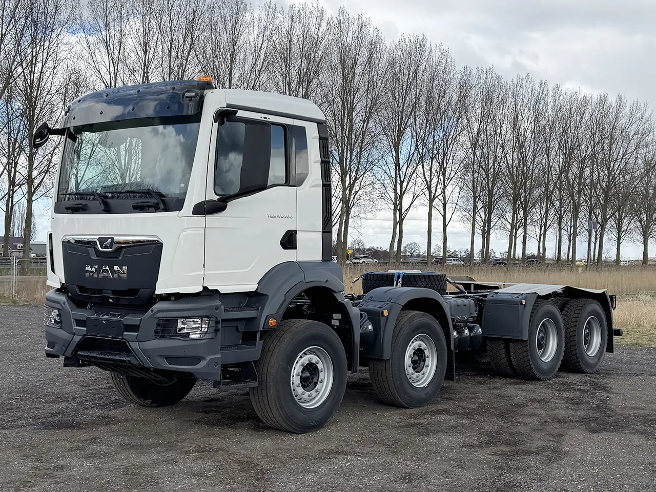 MAN TGS 41.400 BB CH 8x4 Chassis Cabin