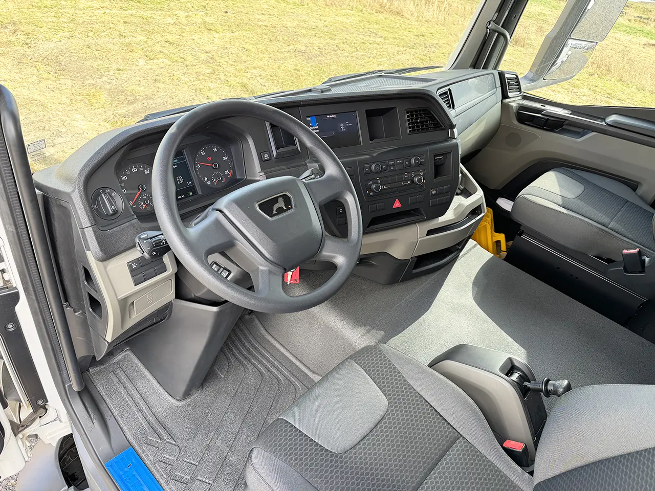 MAN TGS 41.400 BB CH Chassis Cabin 8x4 3