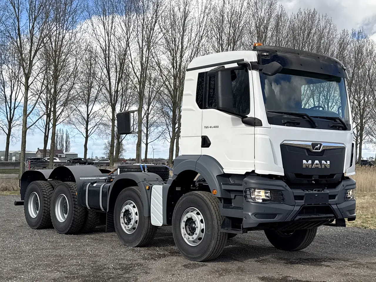 MAN TGS 41.400 BB CH 8x4 Chassis Cabin 8