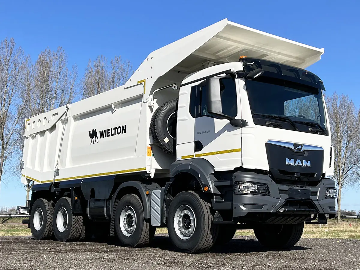 MAN TGS 41.400 BB CH 8x4 Tipper Truck 4