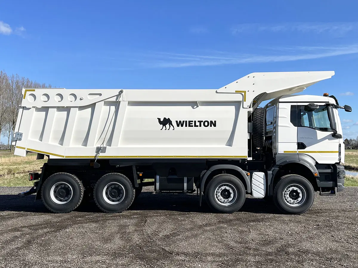 MAN TGS 41.400 BB CH 8x4 Tipper Truck 5