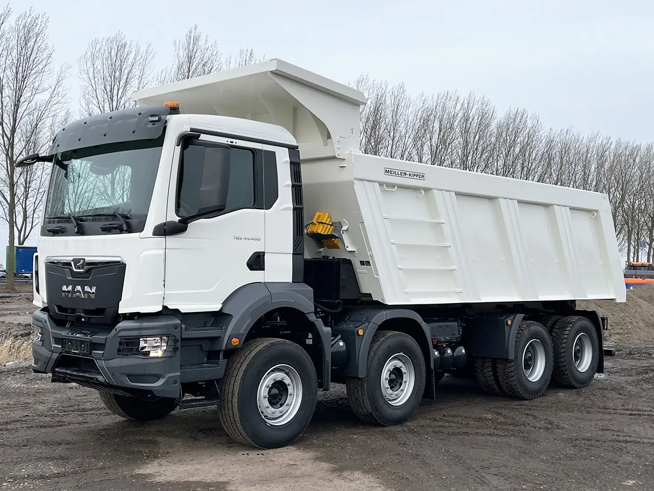 MAN TGS 41.400 BB CH 8x4 Tipper Truck
