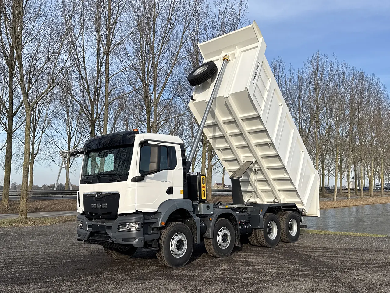 MAN TGS 41.400 BB CH Benne basculante 8x4 13