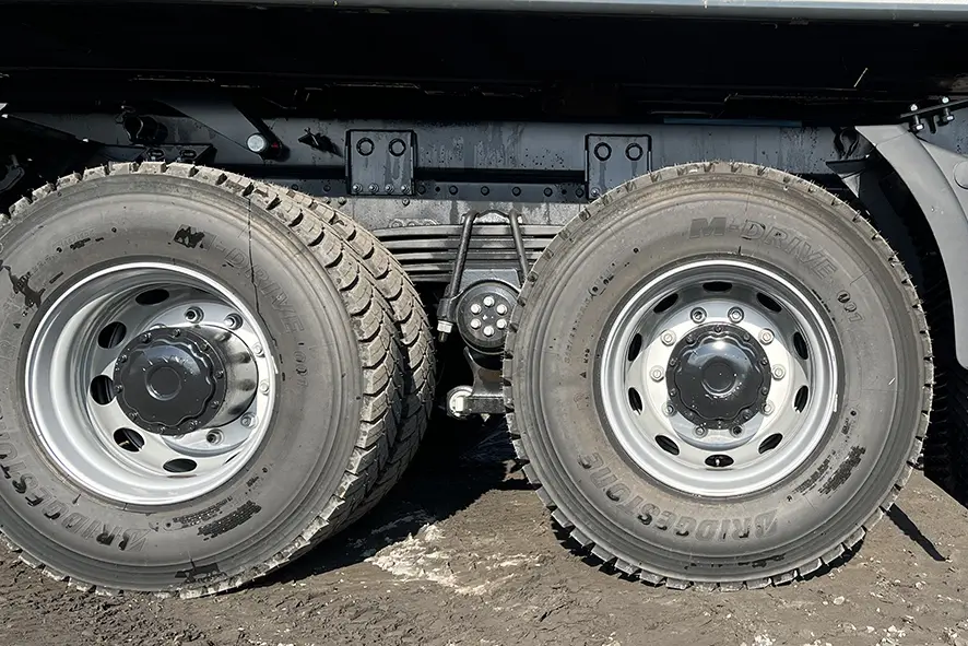 MAN TGS 41.400 BB CH 8x4 Tipper Truck 13