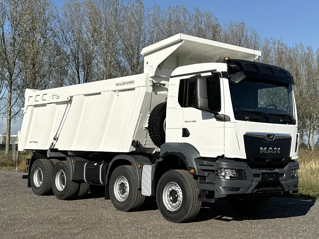 MAN TGS 41.400 BB CH 8x4 Tipper Truck 4