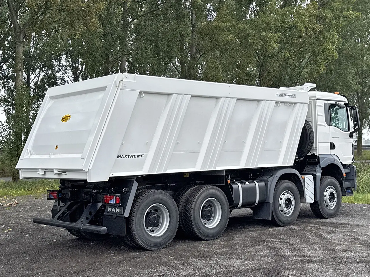 MAN TGS 41.400 BB CH Tipper Truck 8x4