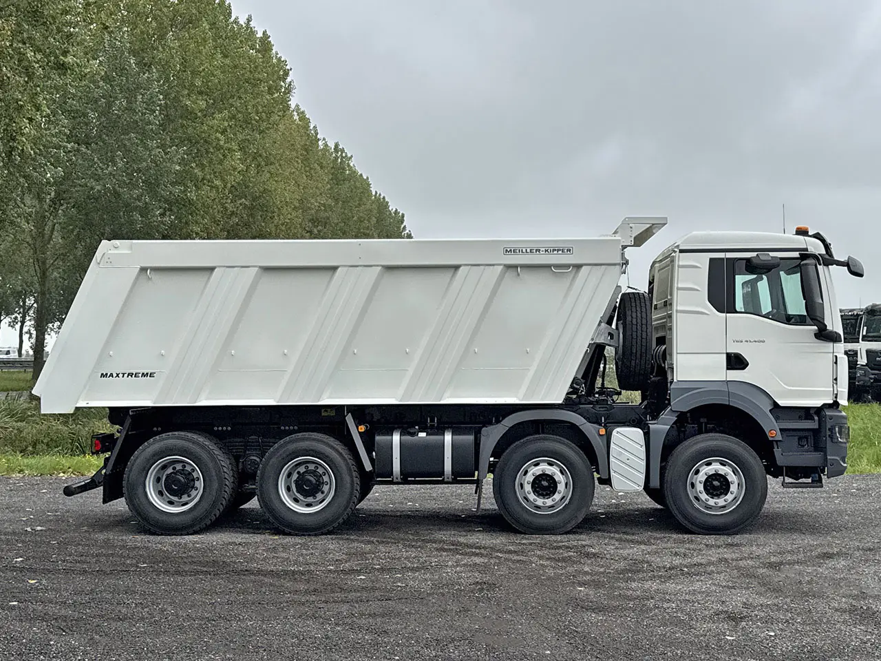 MAN TGS 41.400 BB CH Tipper Truck 8x4 5