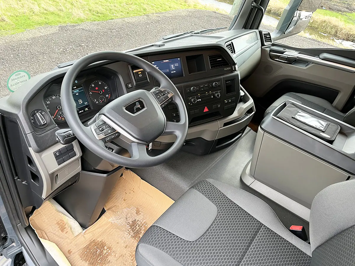 MAN TGS 41.440 BB CH 8x4 Tipper Truck 8