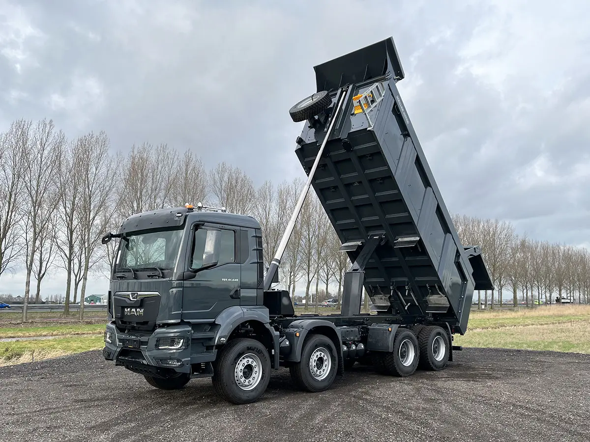 MAN TGS 41.440 BB CH Benne basculante 8x4 14