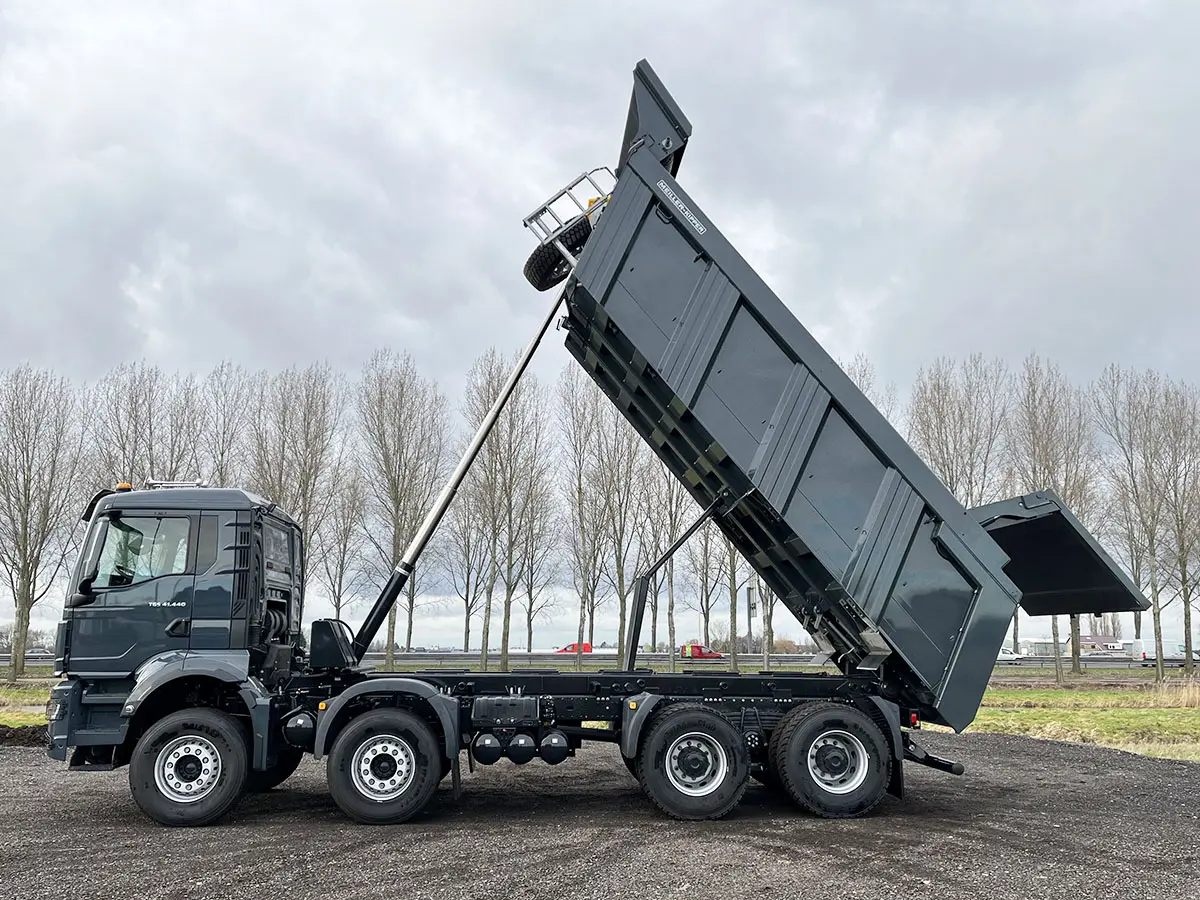 MAN TGS 41.440 BB CH Benne basculante 8x4 15