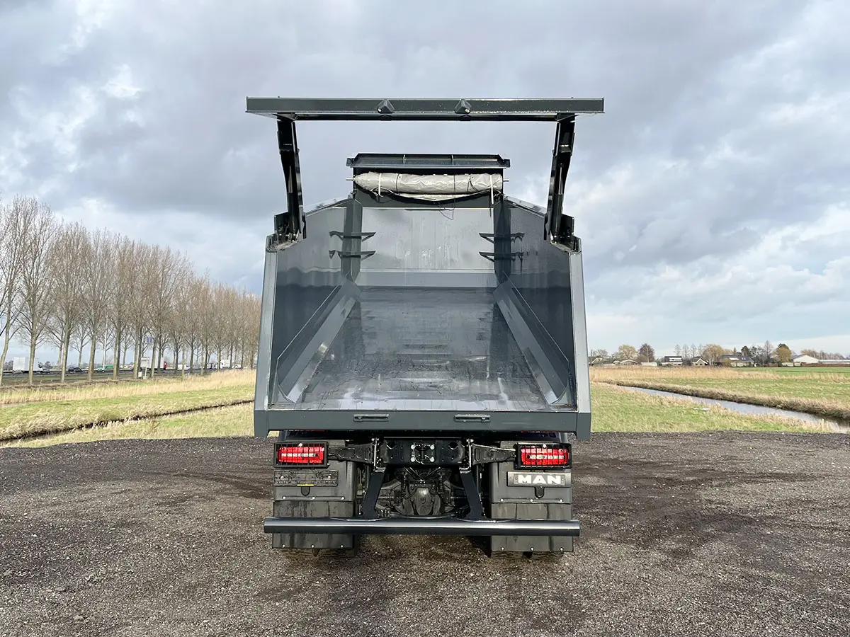 MAN TGS 41.440 BB CH Benne basculante 8x4 18