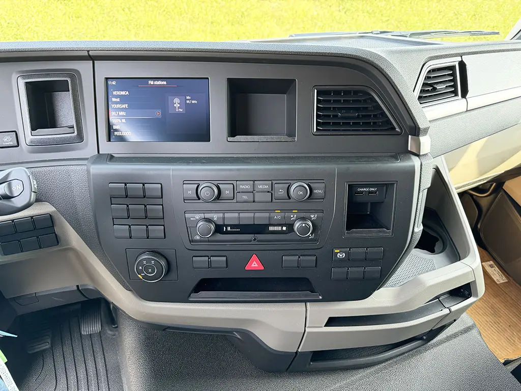 MAN TGS 41.440 BB CH 8x8 Crane Truck 10