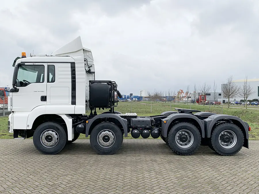 MAN TGS 41.480 BB AT 8x4 Tractor Head 2