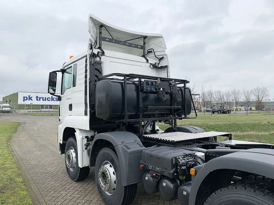 MAN TGS 41.480 BB AT 8x4 Tractor Head 13