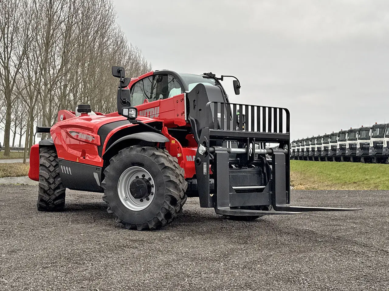 Manitou MHT-X 790 4x4 Telehandler 4