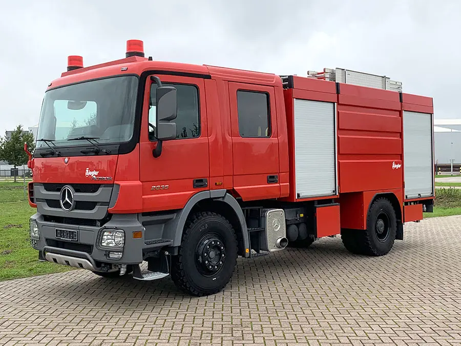 Mercedes-Benz Actros 2035 Full Spec Fire Fighter Truck 4x2