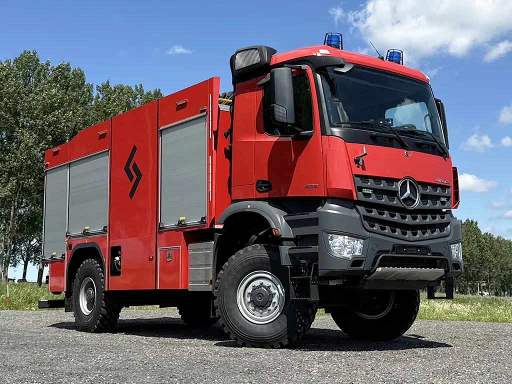 Mercedes-Benz Arocs 2036-A 4x4 Fire Fighter Truck 4