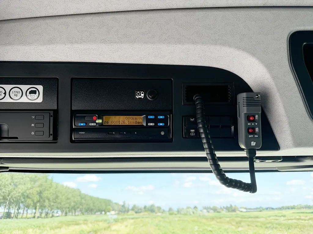 Mercedes-Benz Arocs 2036-A 4x4 Fire Fighter Truck 10