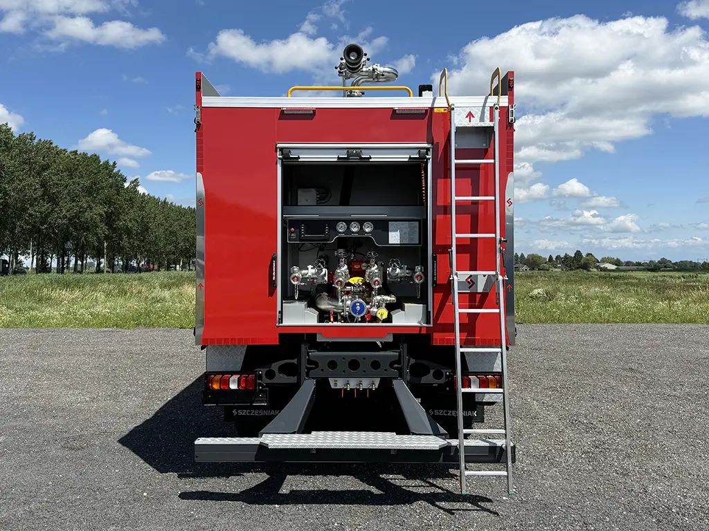 Mercedes-Benz Arocs 2036-A 4x4 Fire Fighter Truck 15