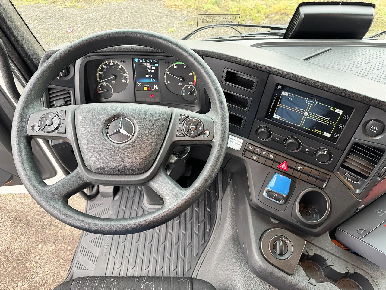 Mercedes-Benz Arocs 3340 Concrete Pump 6x4 9