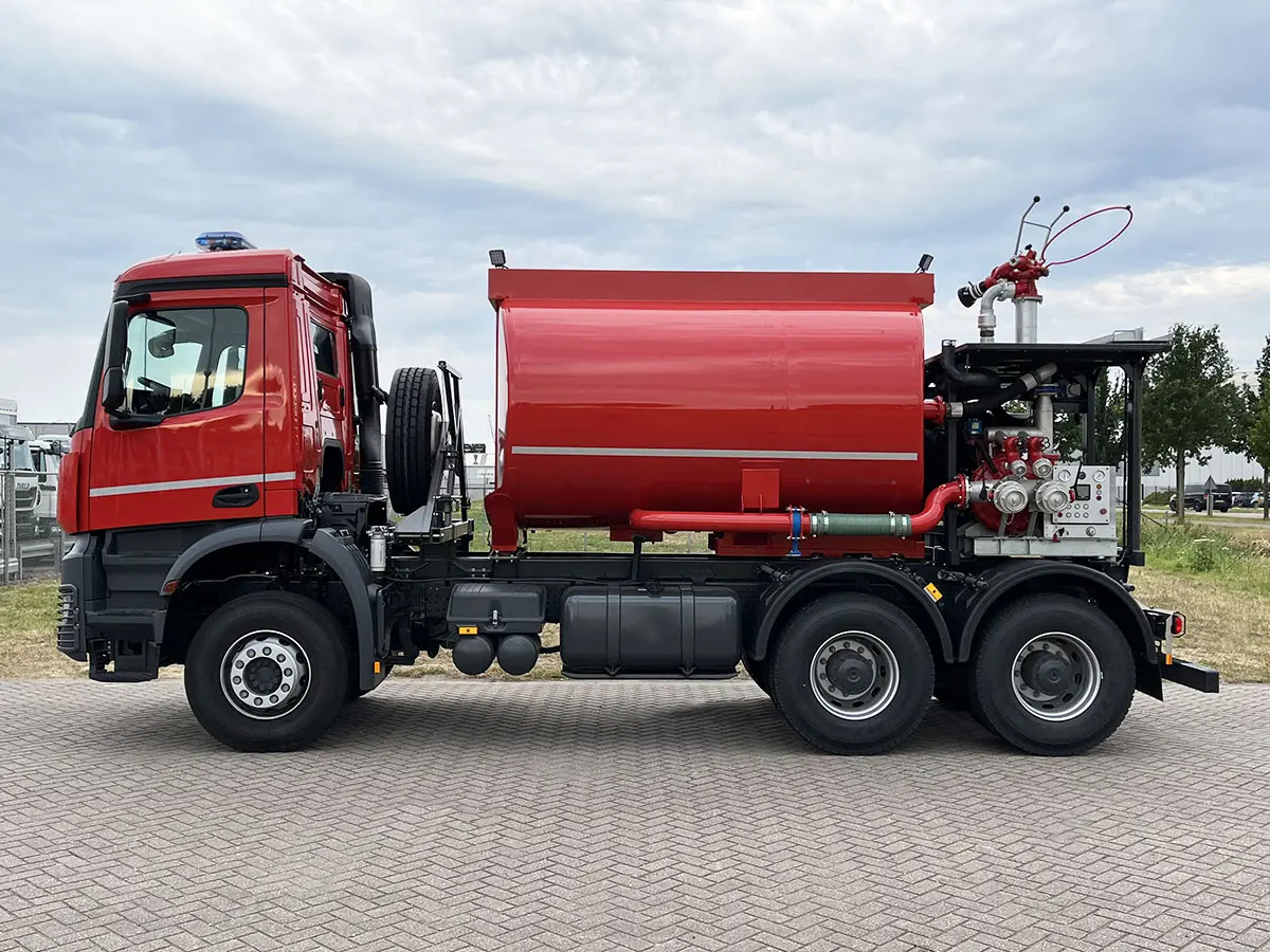 Mercedes-Benz Arocs 3340-K 6x4 Fire Fighter Truck 2