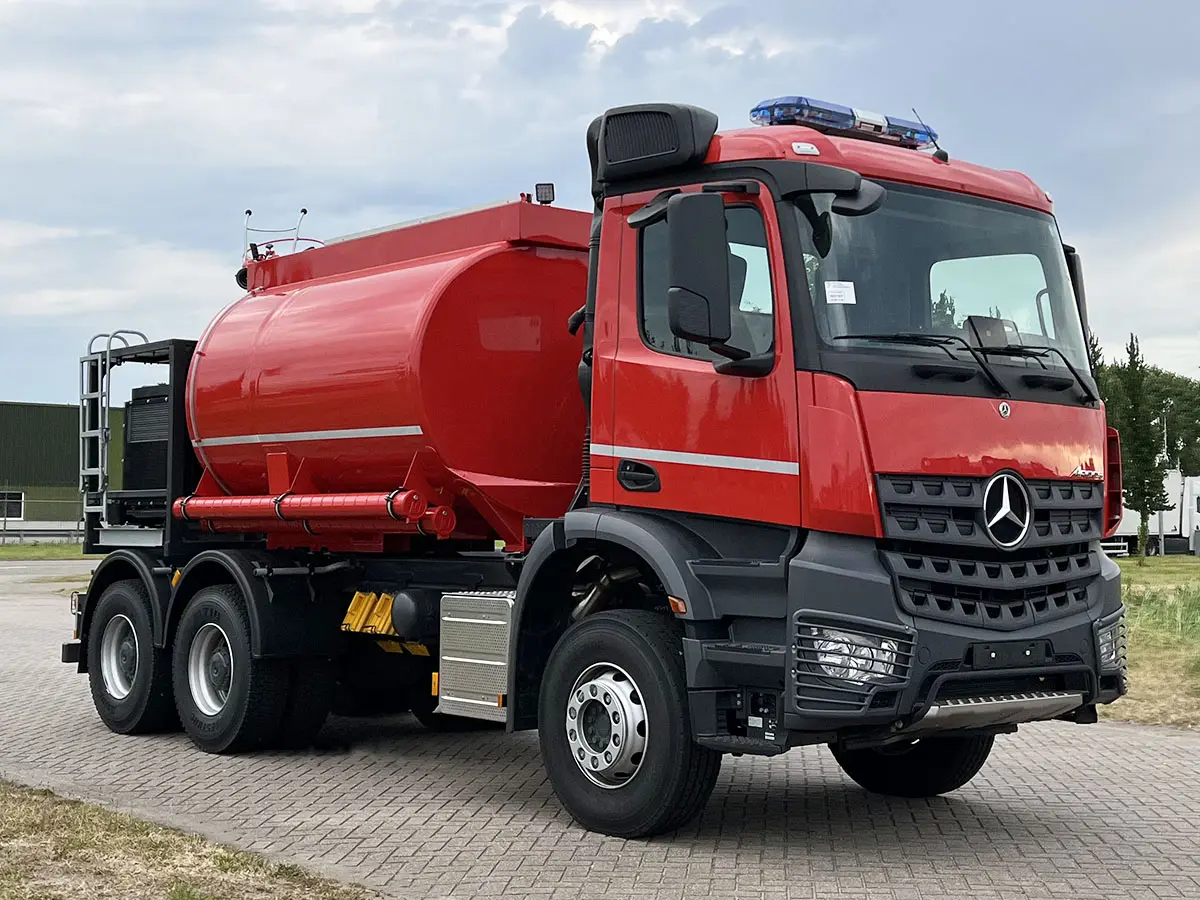 Mercedes-Benz Arocs 3340-K 6x4 Fire Fighter Truck 4