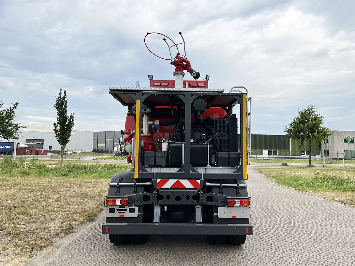 Mercedes-Benz Arocs 3340-K Camion de pompiers 6x4 12
