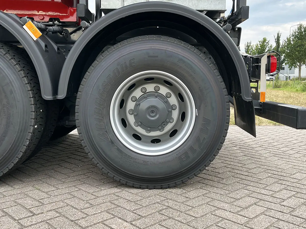 Mercedes-Benz Arocs 3340-K Camion de pompiers 6x4 17