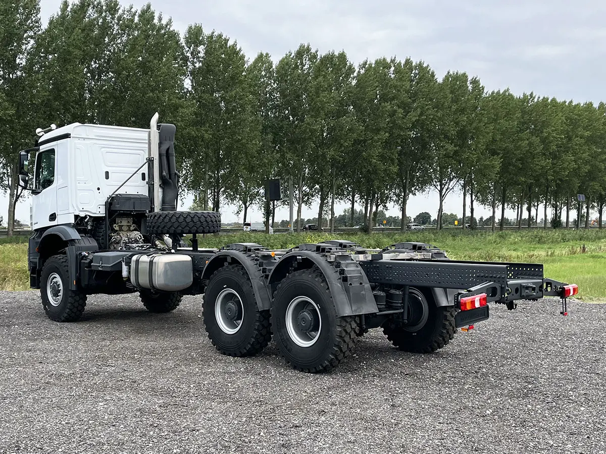 Mercedes-Benz Arocs 3342-A 6x6 Chassis Cabin