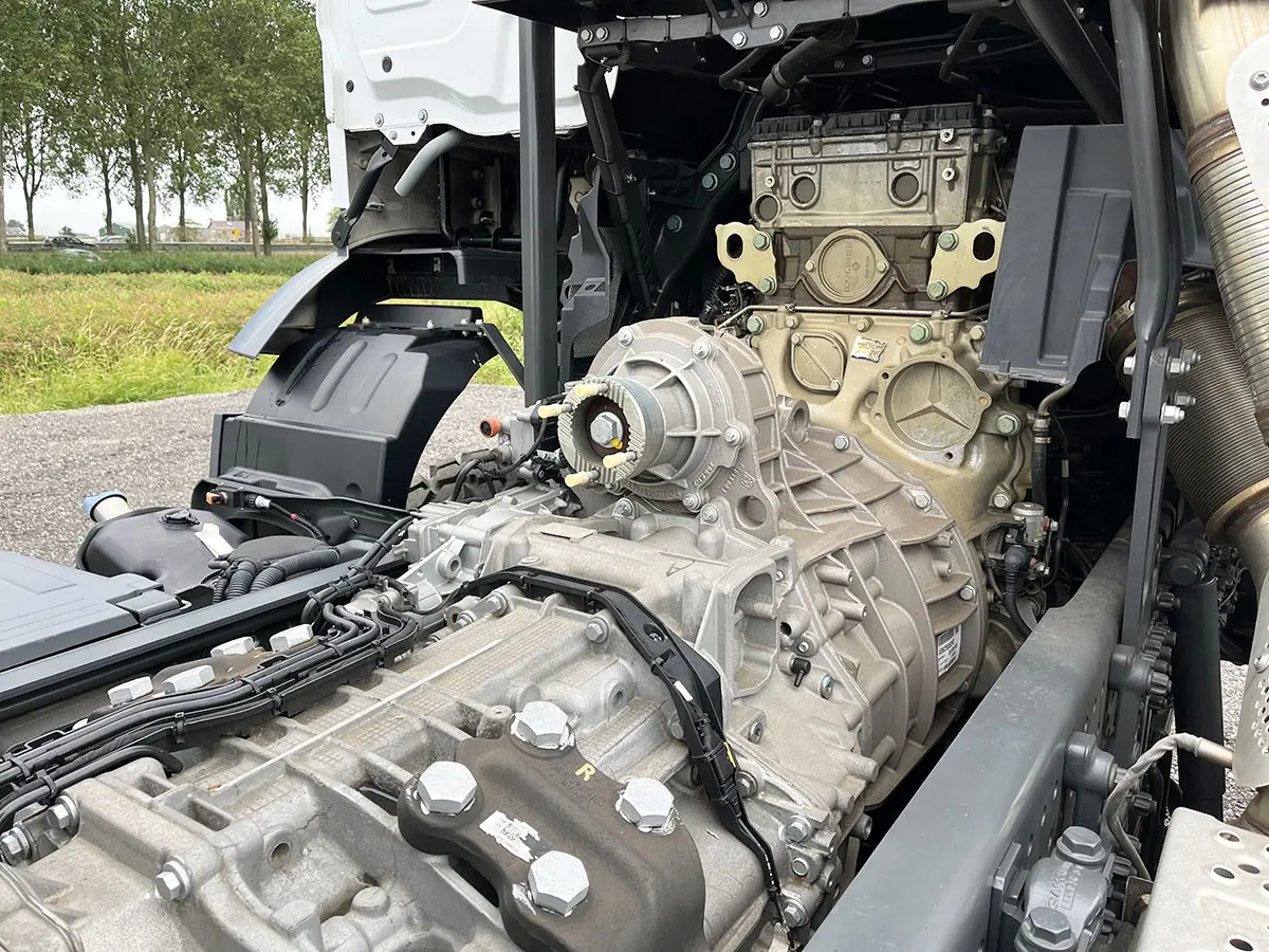 Mercedes-Benz Arocs 3342-A Châssis Cabine 6x6 11