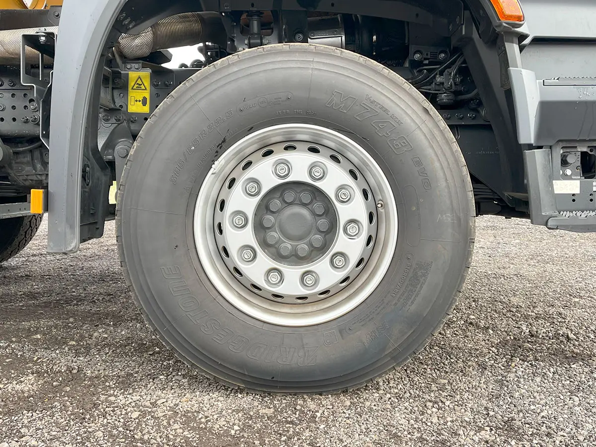 Mercedes-Benz Arocs 4140 8x4 Concrete Pump 16