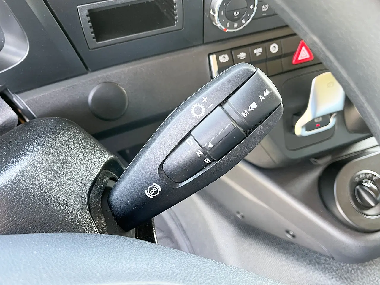 Mercedes-Benz Arocs 4142-AK 8x8 Chassis Cabin 10