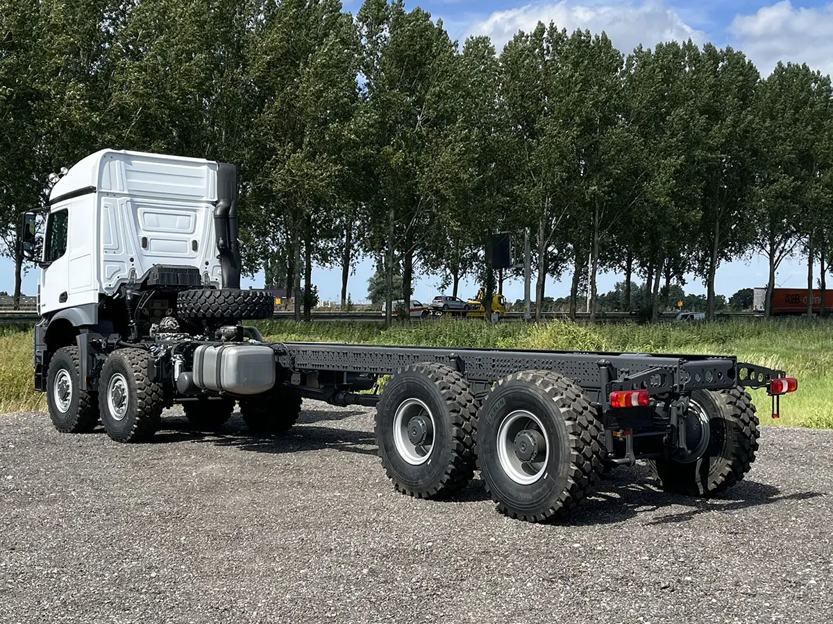 Mercedes-Benz Arocs 4145-AK Chassis Cabin 8x8