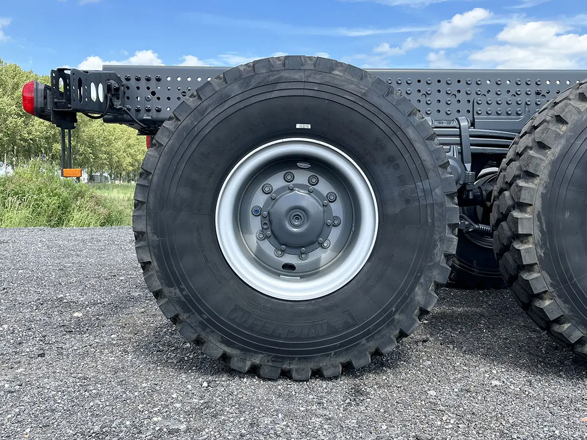 Mercedes-Benz Arocs 4145-AK 8x8 Chassis Cabin 14