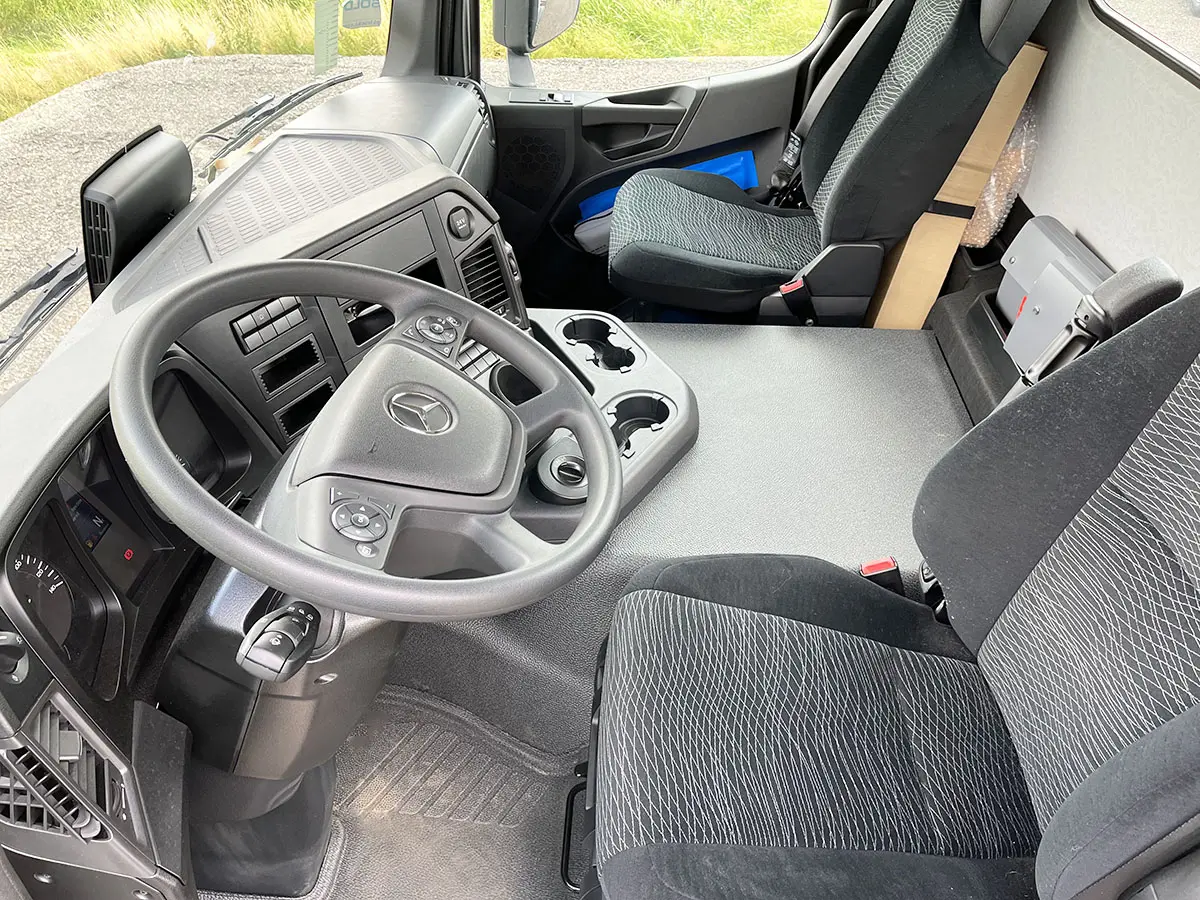 Mercedes-Benz Arocs 4148-AK 8x8 Chassis Cabin 7