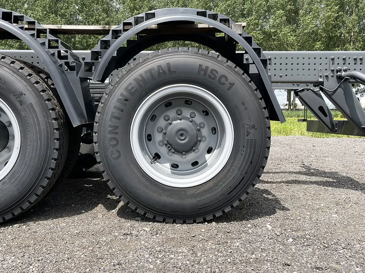 Mercedes-Benz Arocs 4148-AK Châssis Cabine 8x8 12