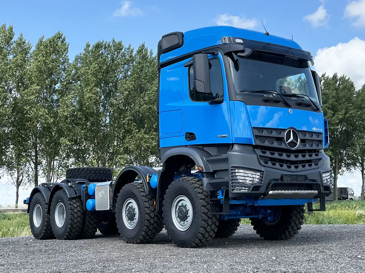 Mercedes-Benz Arocs 4152-AK Châssis Cabine 8x8 4