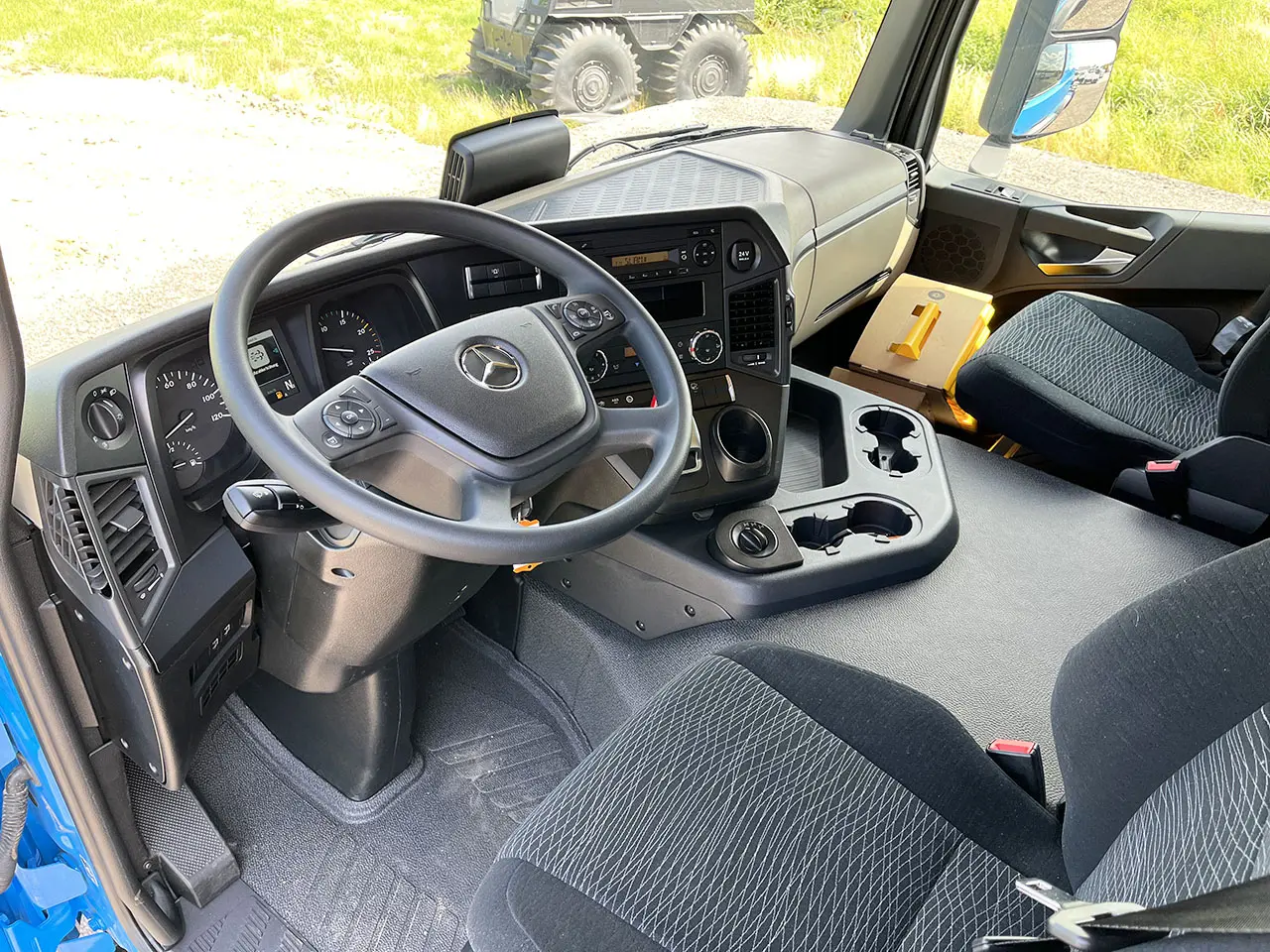 Mercedes-Benz Arocs 4152-AK Châssis Cabine 8x8 8