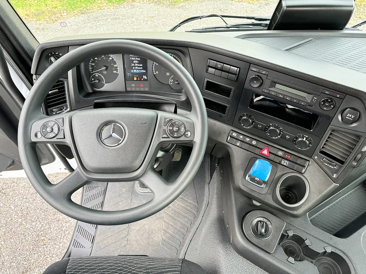 Mercedes-Benz Arocs 5 4148 AK Palfinger PK48002E 8x8 Crane Truck 8