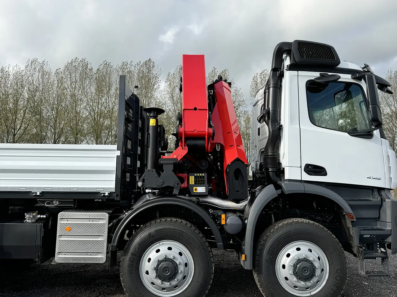 Mercedes-Benz Arocs 5 4148 AK Palfinger PK48002E 8x8 Crane Truck 13