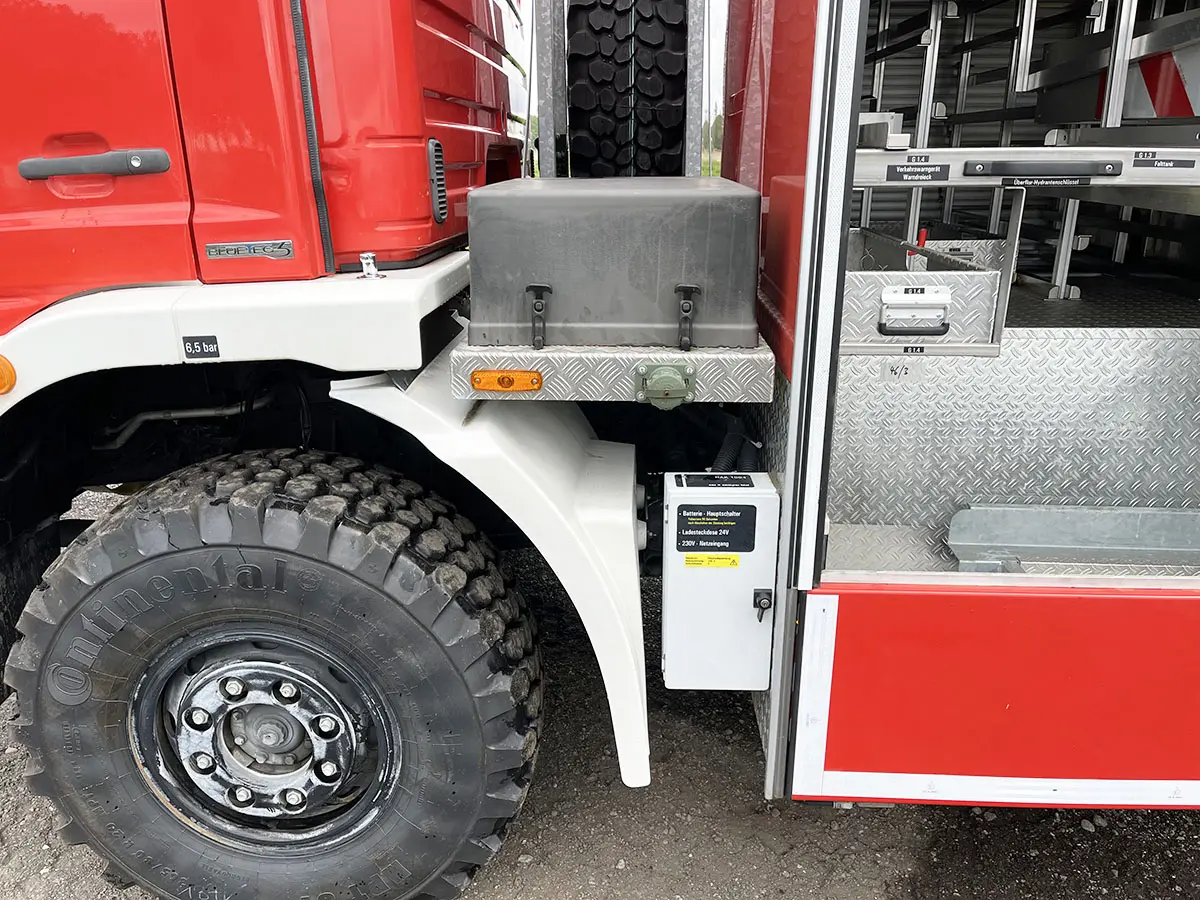 Mercedes-Benz Atego 1326 4x4 Tarpaulin/Canvas Body Truck 14