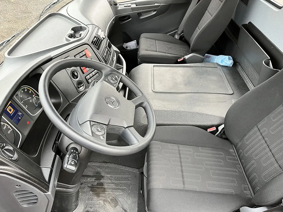 Mercedes-Benz Atego 1530 Chassis Cabin 4x4 7
