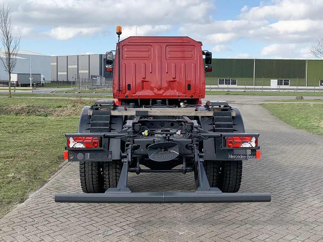 Mercedes-Benz Zetros 2042 Chassis Cabin 4x2 11