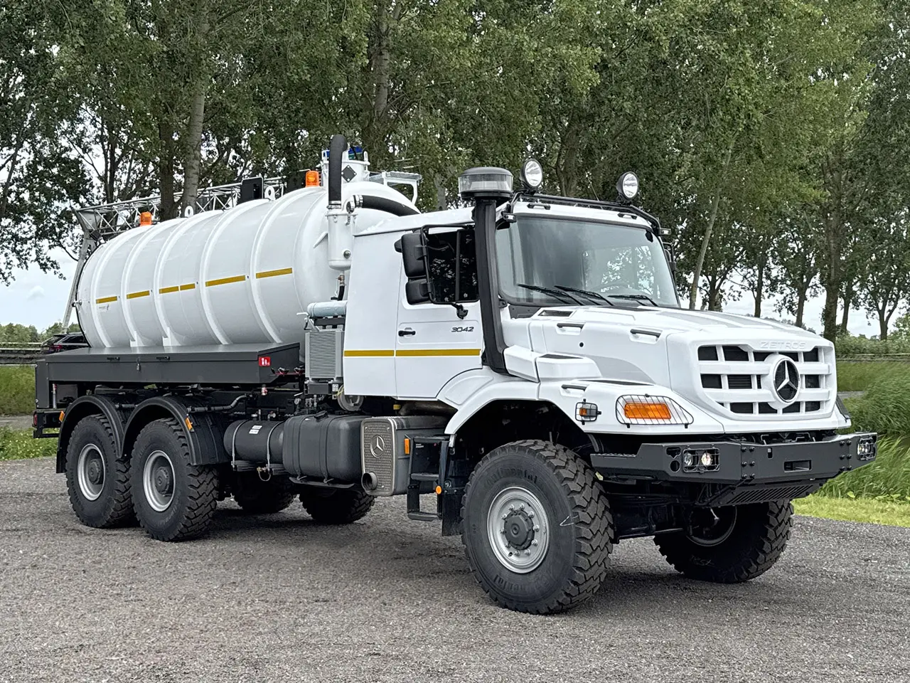 Mercedes-Benz Zetros 3342 A Sewage Tank Truck 6x6 8