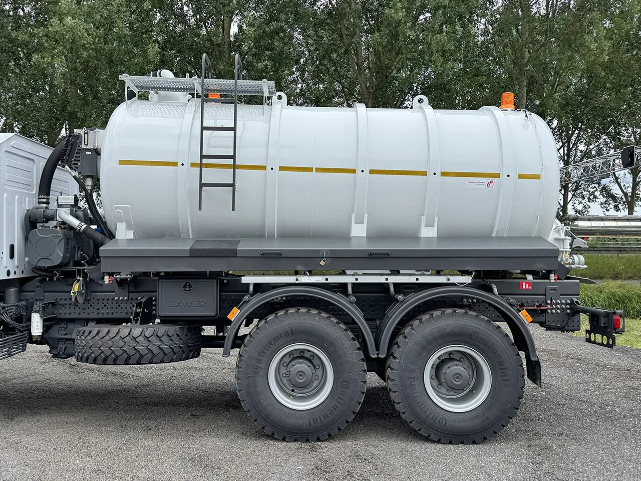 Mercedes-Benz Zetros 3342 A Sewage Tank Truck 6x6 12